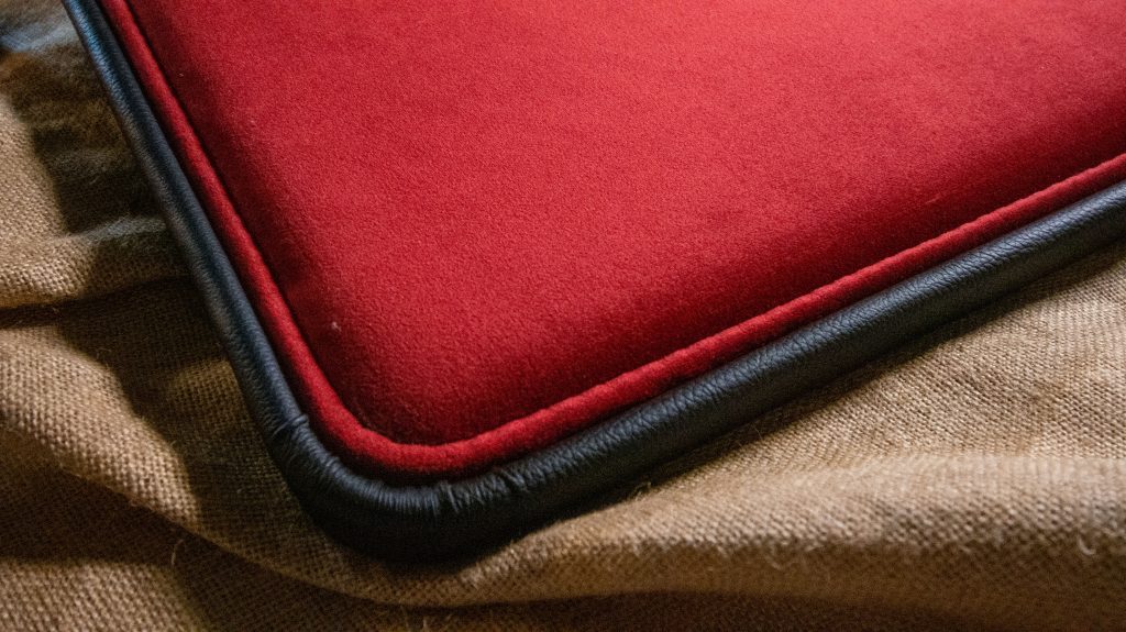 Close-up Pad Inlay – Ruby trailer