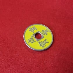 Alternative view of Chinese Coin / Yellow