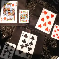 Alternative view of Handkerchief Illusion