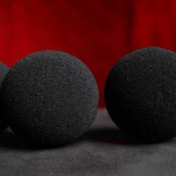 Magic Sponge Balls 4 pack Zwart ( 3" / 7,5cm )