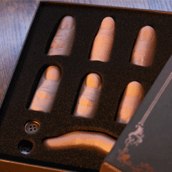 Hand Picked Astonishments THUMB TIPS with Joshua Jay - Image 3